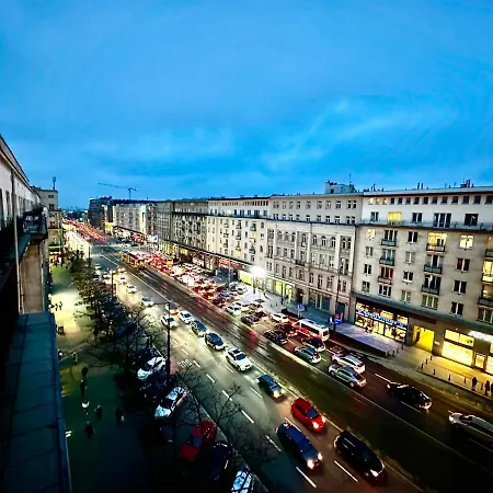 Super Forum 2 Metro Fast Wifi Netflix, Hbo, Appletv * Warszawa